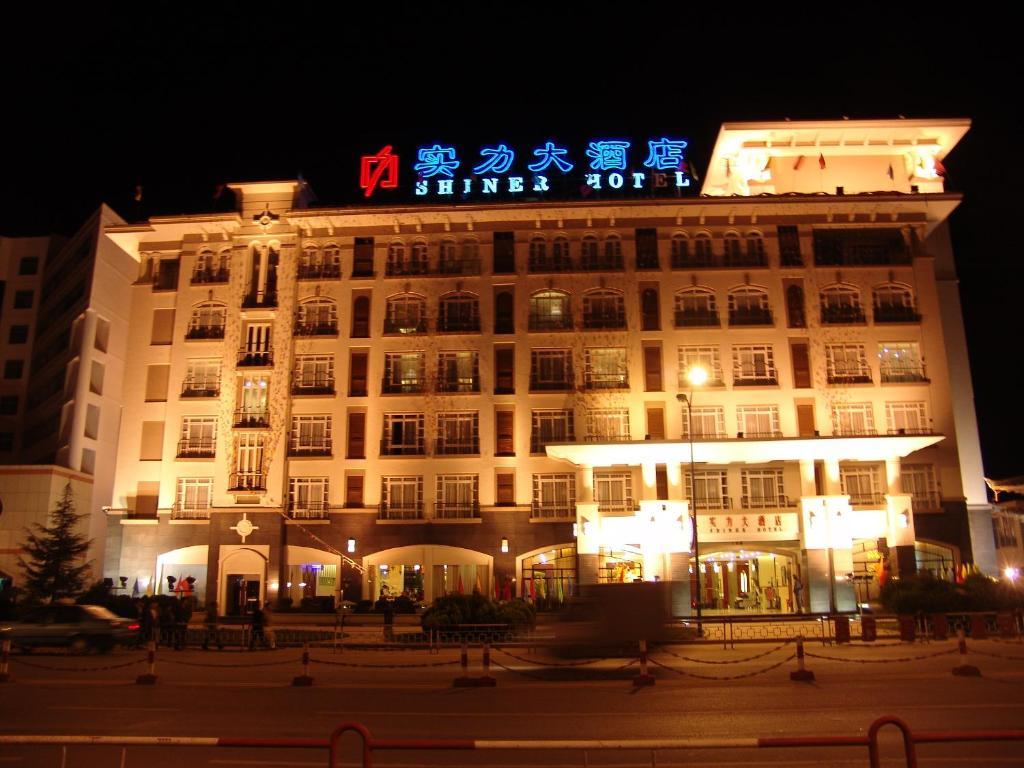 Hilton Garden Inn Lijiang Lijiang  Eksteriør billede